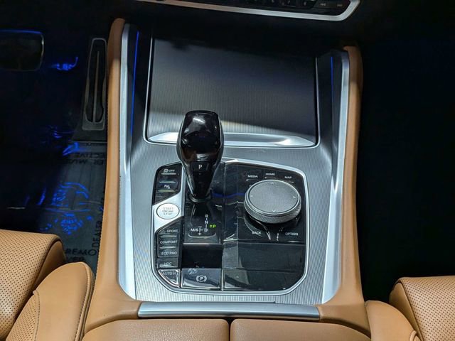 Used 2023 BMW X6 xDrive40i w/ M Sport Package AWD/4WD image 12