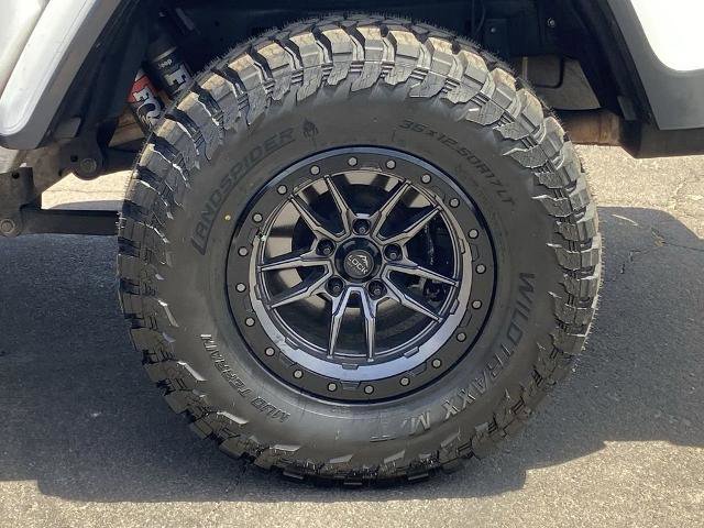 Used 2021 Jeep Gladiator Mojave AWD/4WD image 28