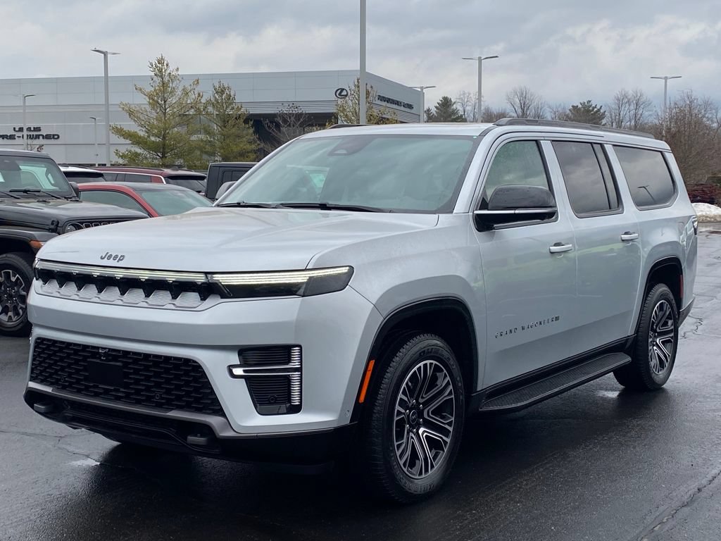 New 2026 Jeep Grand Wagoneer L 4WD w/ Premium Group I image 3