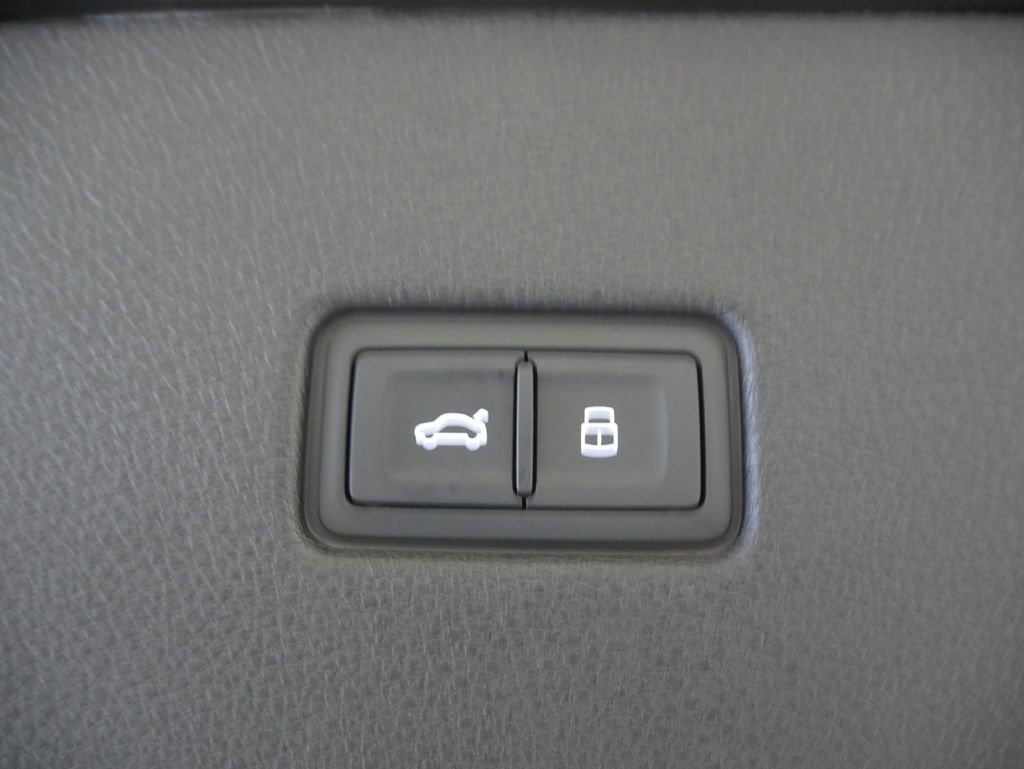 New 2026 Audi Q8 Premium Plus image 27