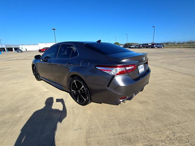 Used 2020 Toyota Camry XSE FWD image 8
