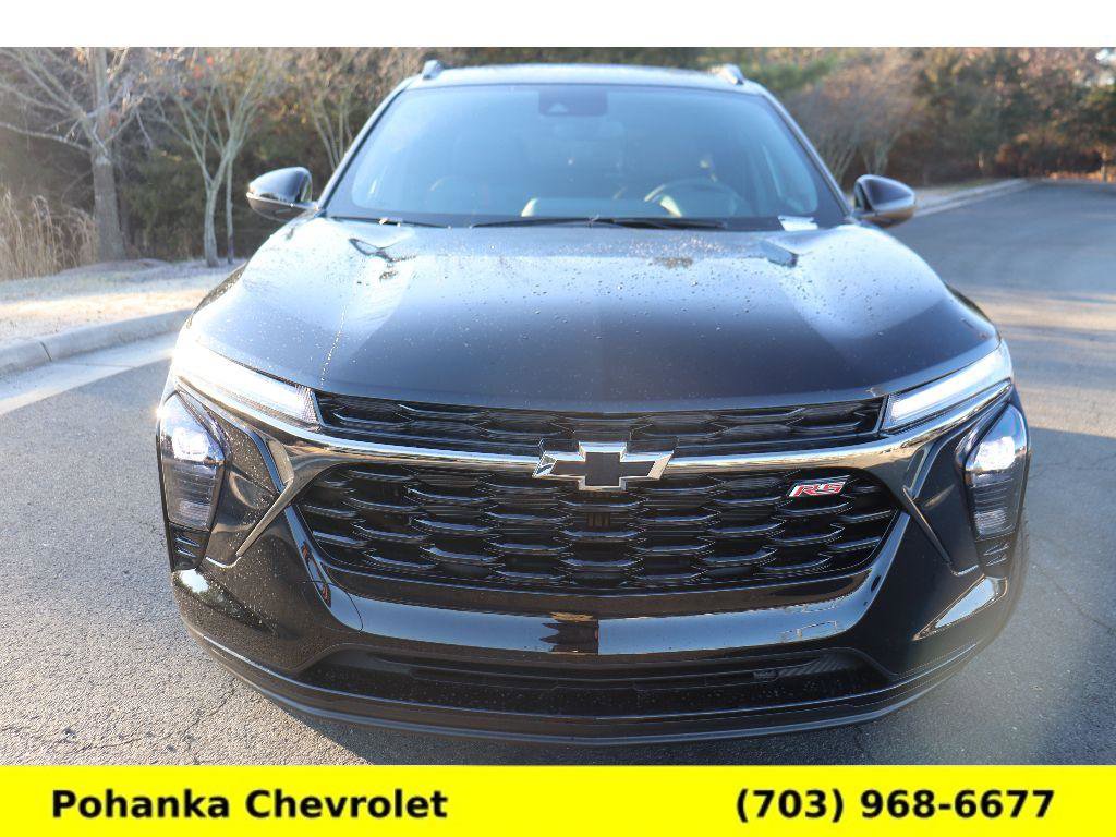 New 2026 Chevrolet Trax RS w/ Sunroof Package image 2