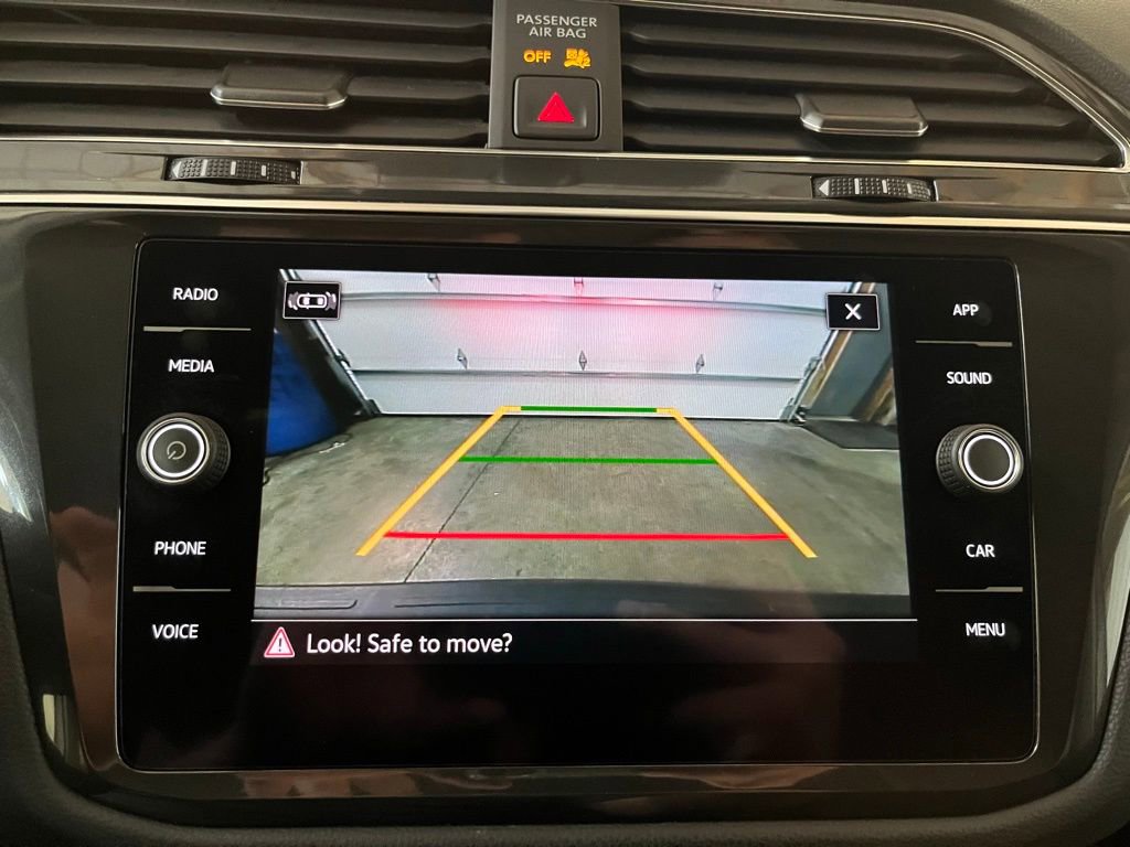 Certified 2021 Volkswagen Tiguan SE AWD/4WD image 20