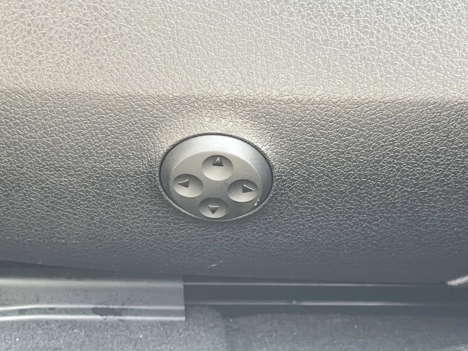 Used 2022 Mercedes-Benz C 300 Sedan image 21