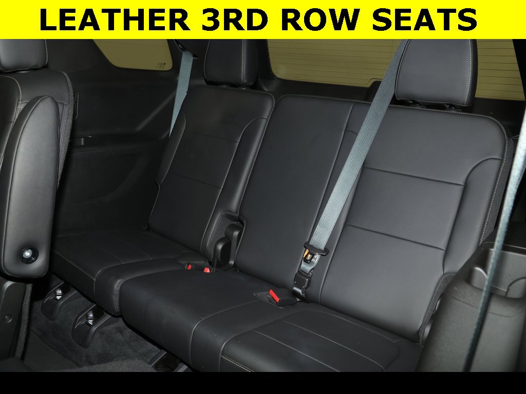 Used 2022 Chevrolet Traverse LT image 8