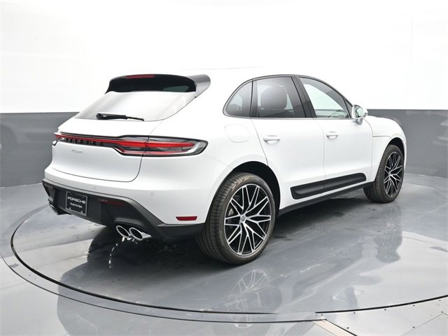 New 2026 Porsche Macan image 23