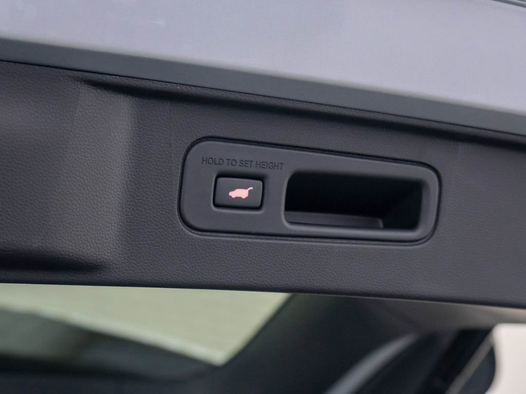 New 2026 Honda Pilot Black Edition image 36