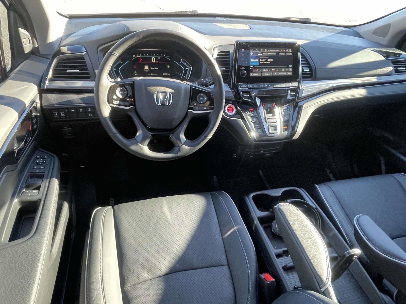 Used 2024 Honda Odyssey Elite image 18