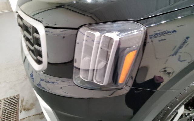 Used 2025 Kia Telluride S image 7