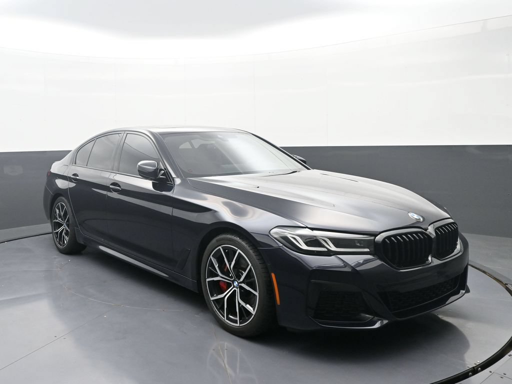 Used 2023 BMW 530i xDrive w/ M Sport Package AWD/4WD image 3