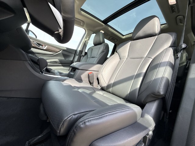 Used 2026 Subaru Ascent Touring AWD/4WD image 11