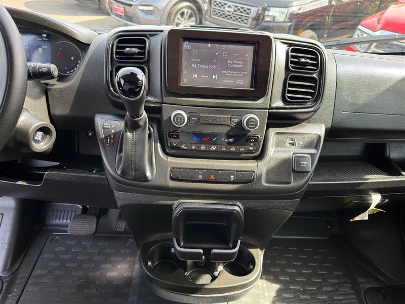 Used 2025 RAM ProMaster 2500 w/ U-Haul Equipment Group FWD image 17