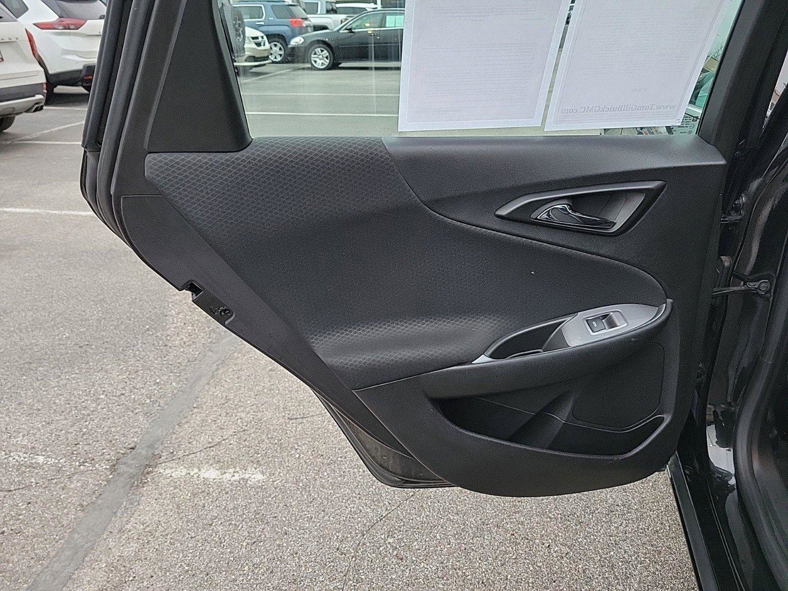 Used 2024 Chevrolet Malibu LT image 13