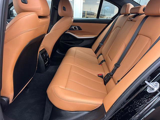 Certified 2025 BMW 330i xDrive 330i xDrive Sedan w/ Premium Package image 19