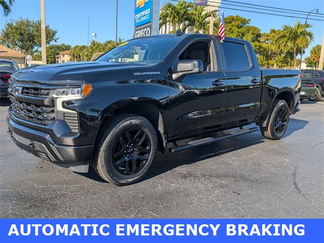 Used 2023 Chevrolet Silverado 1500 RST image 3