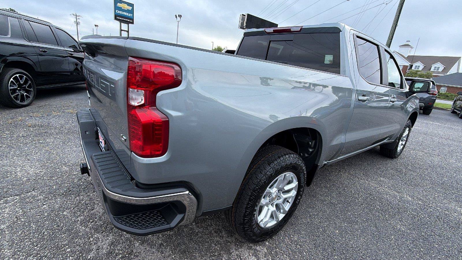 New 2026 Chevrolet Silverado 1500 LT w/ Z71 Off-Road Package AWD/4WD image 9
