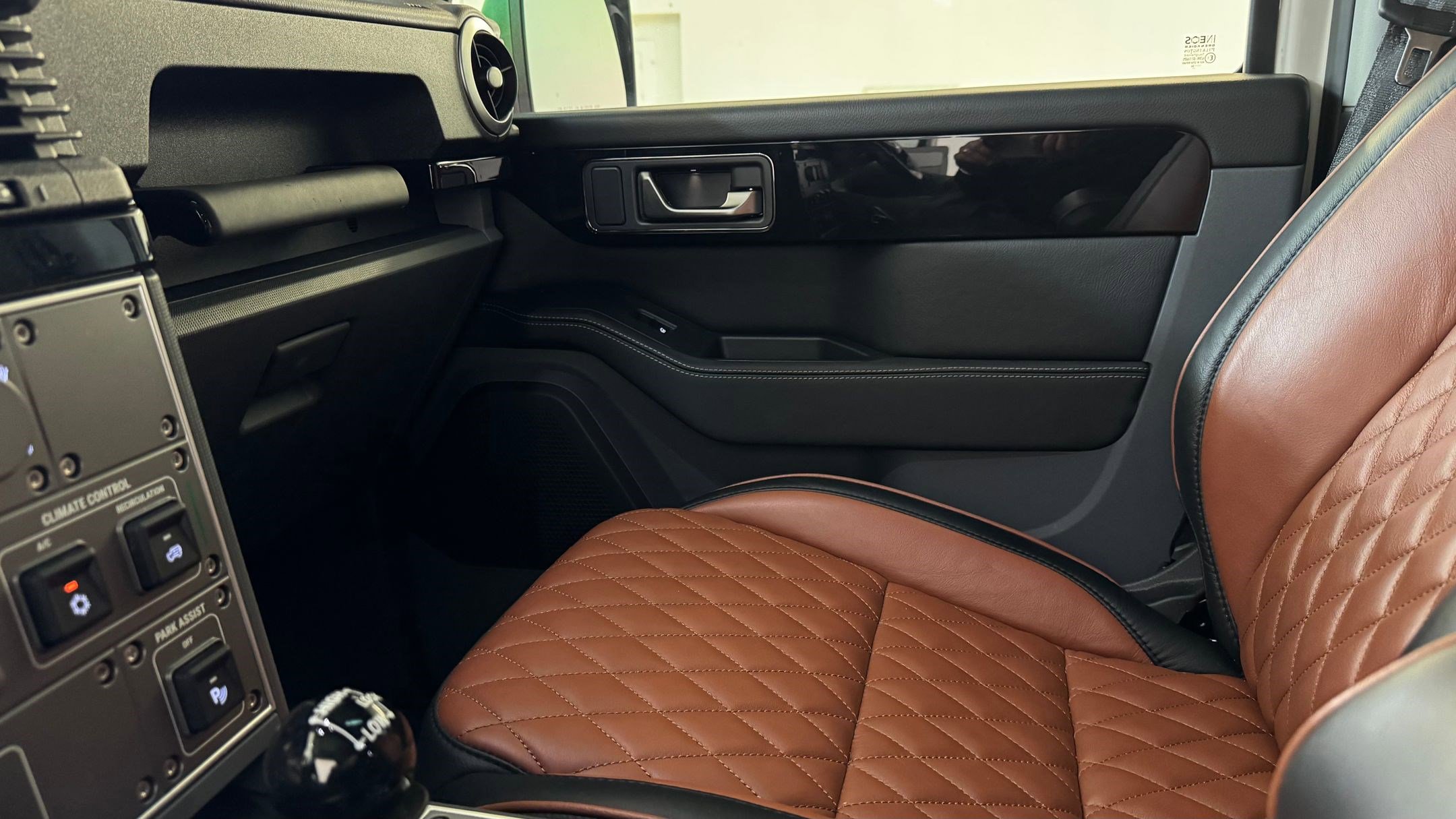 Used 2024 INEOS Grenadier Fieldmaster Edition image 30