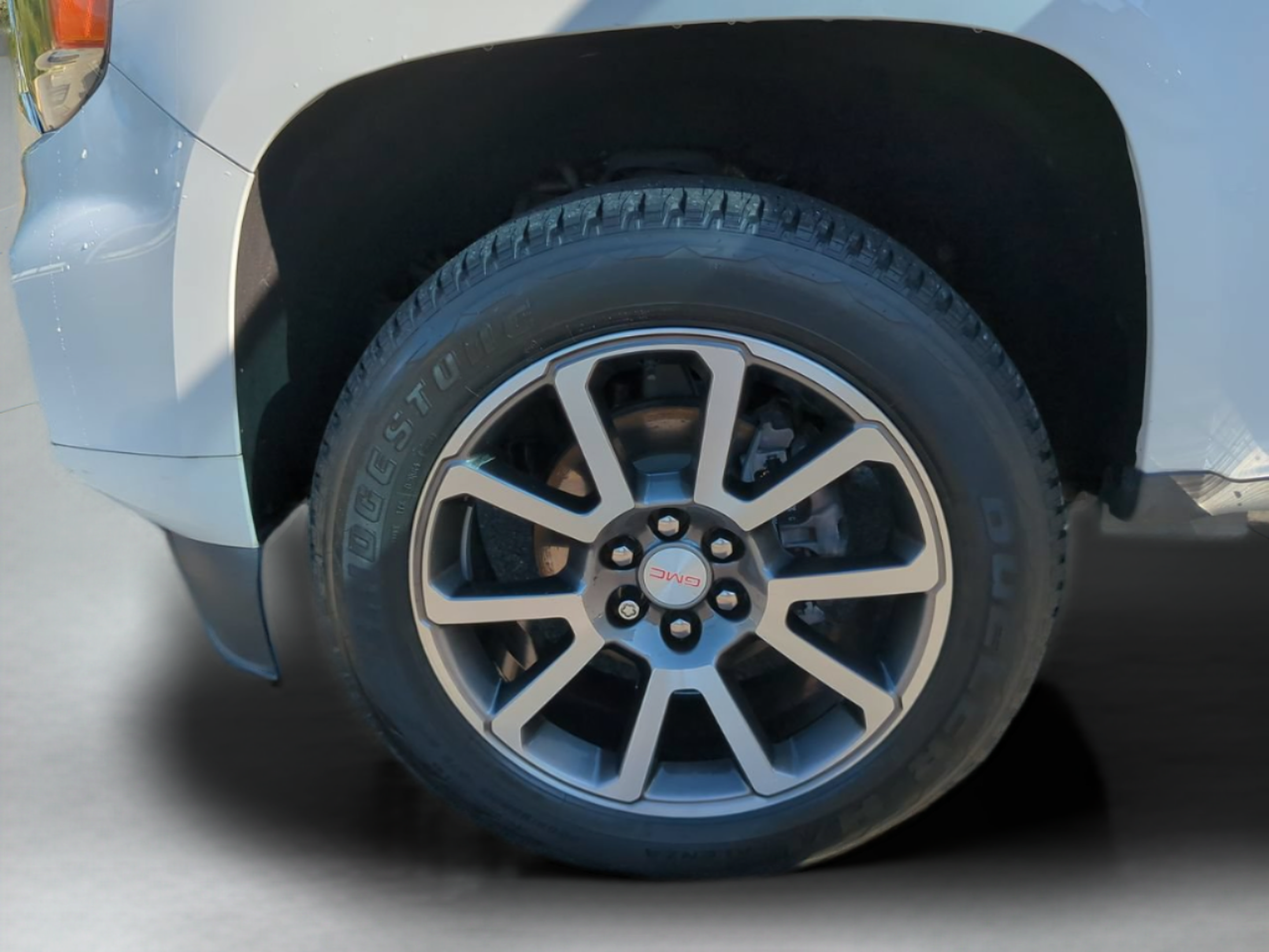 Used 2021 GMC Canyon Denali RWD image 32
