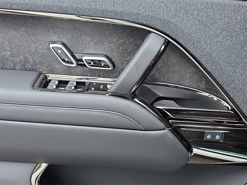 New 2025 Land Rover Range Rover Sport Dynamic SE image 28