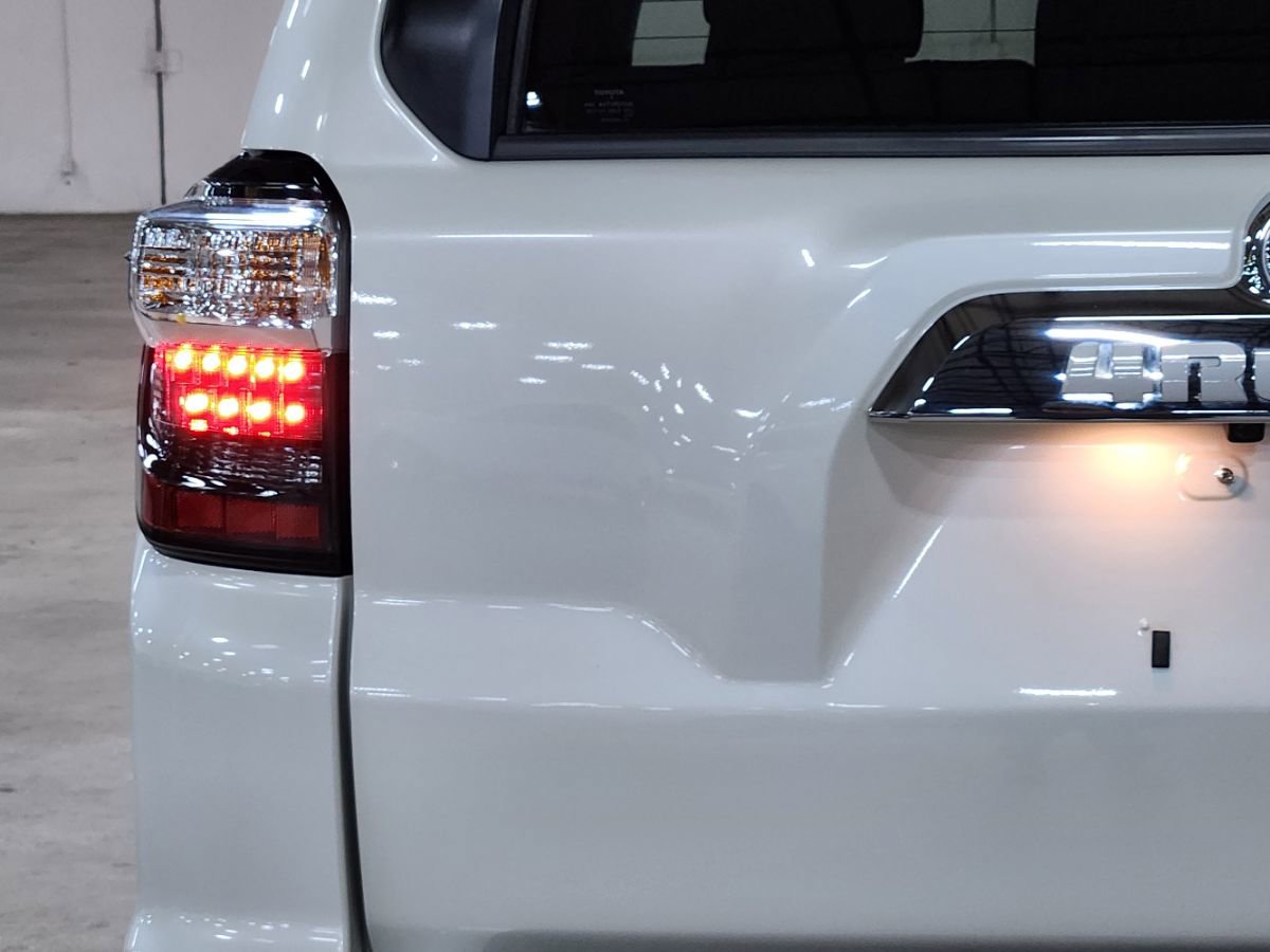 Used 2023 Toyota 4Runner Limited image 20