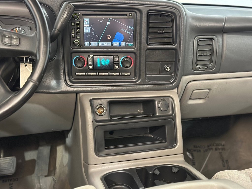 Used 2006 Chevrolet Avalanche Z71 w/ Sun And Sound Package image 16