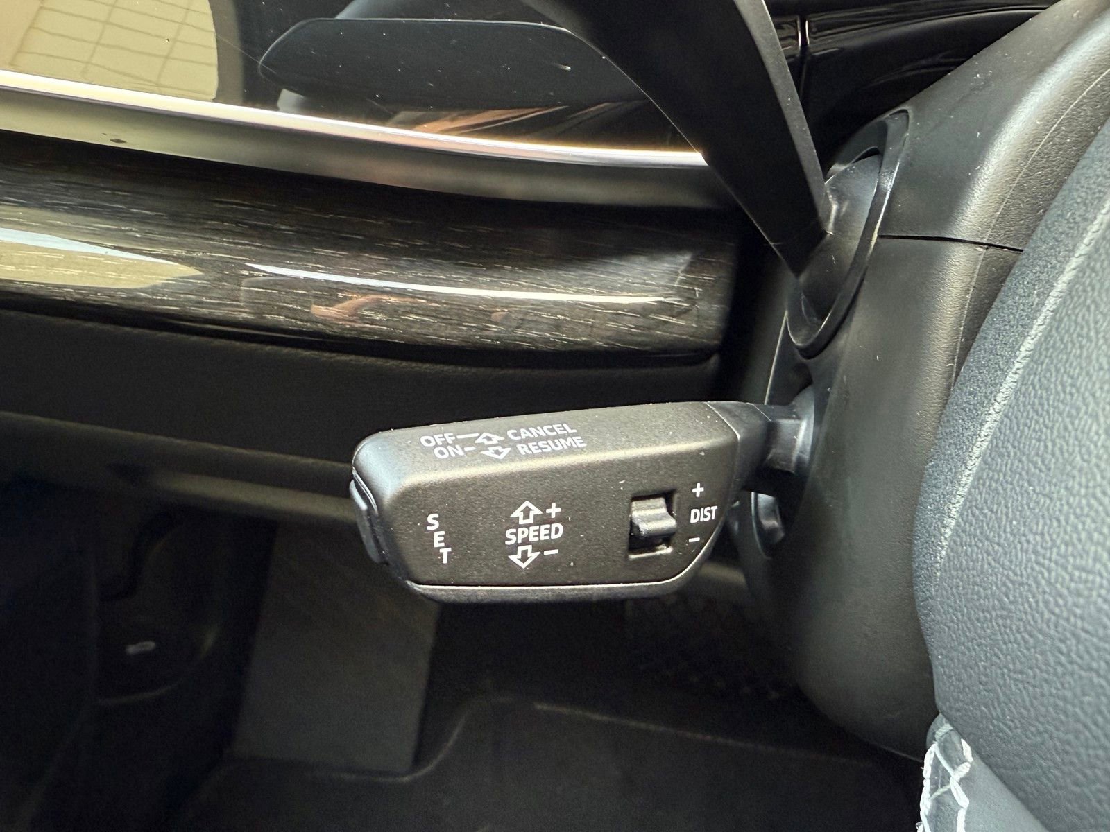 Used 2025 Audi Q7 3.0T Premium Plus image 14