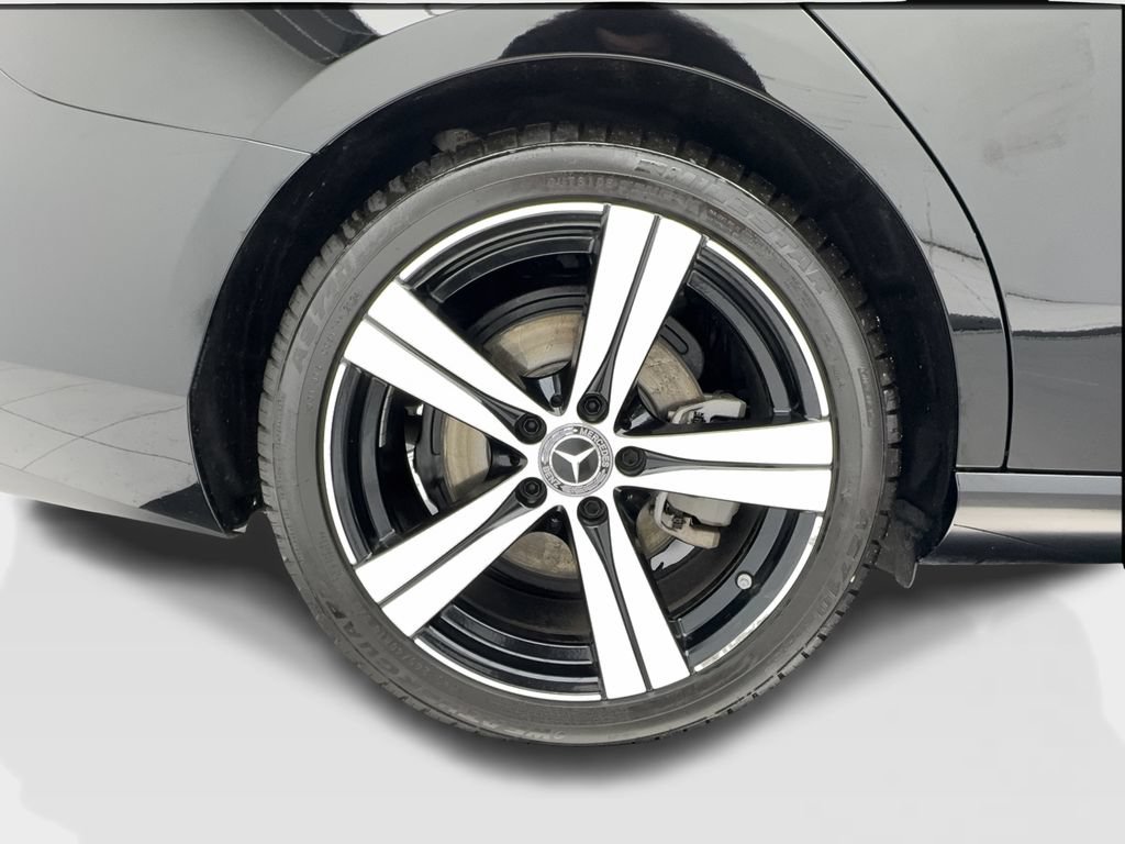 Used 2025 Mercedes-Benz C 300 4MATIC Sedan image 16