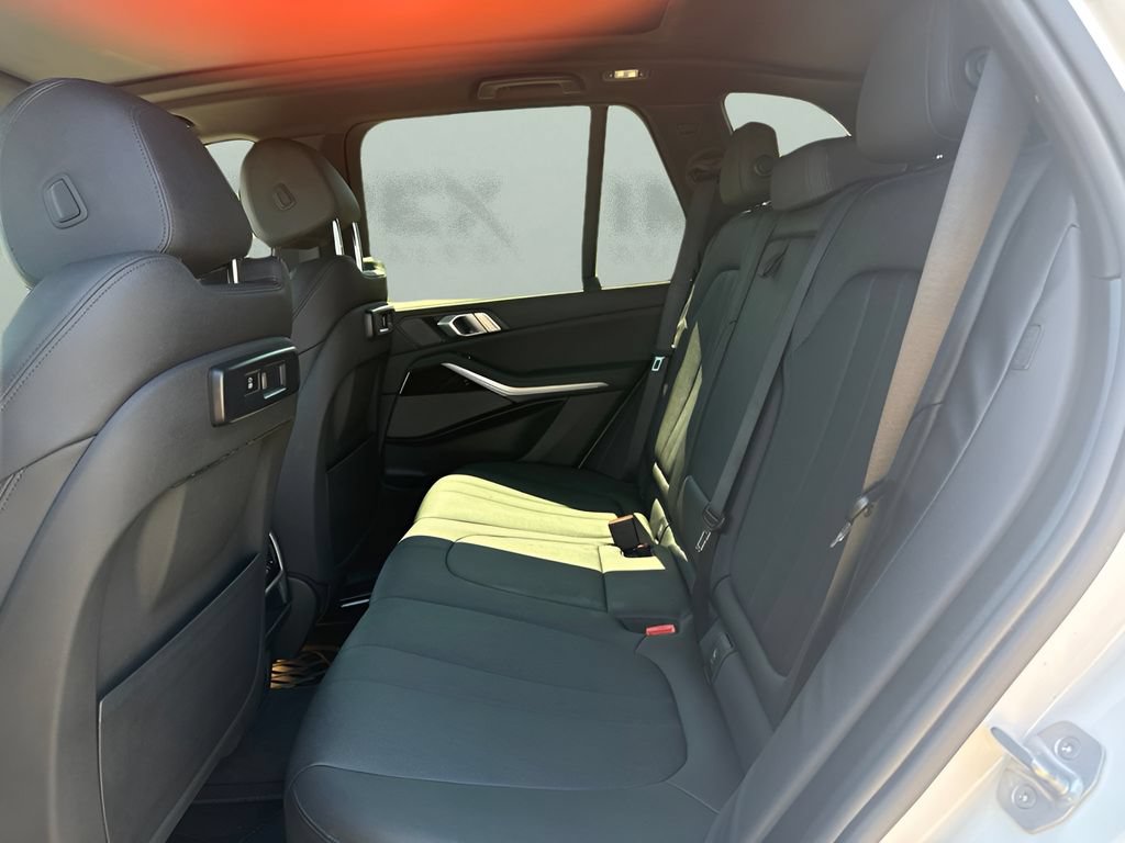 Used 2019 BMW X5 xDrive40i AWD/4WD image 14