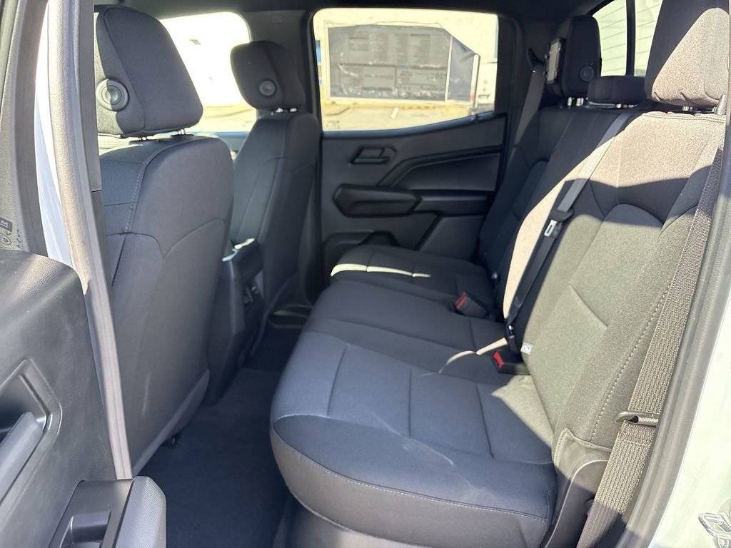 New 2025 Chevrolet Colorado W/T image 25