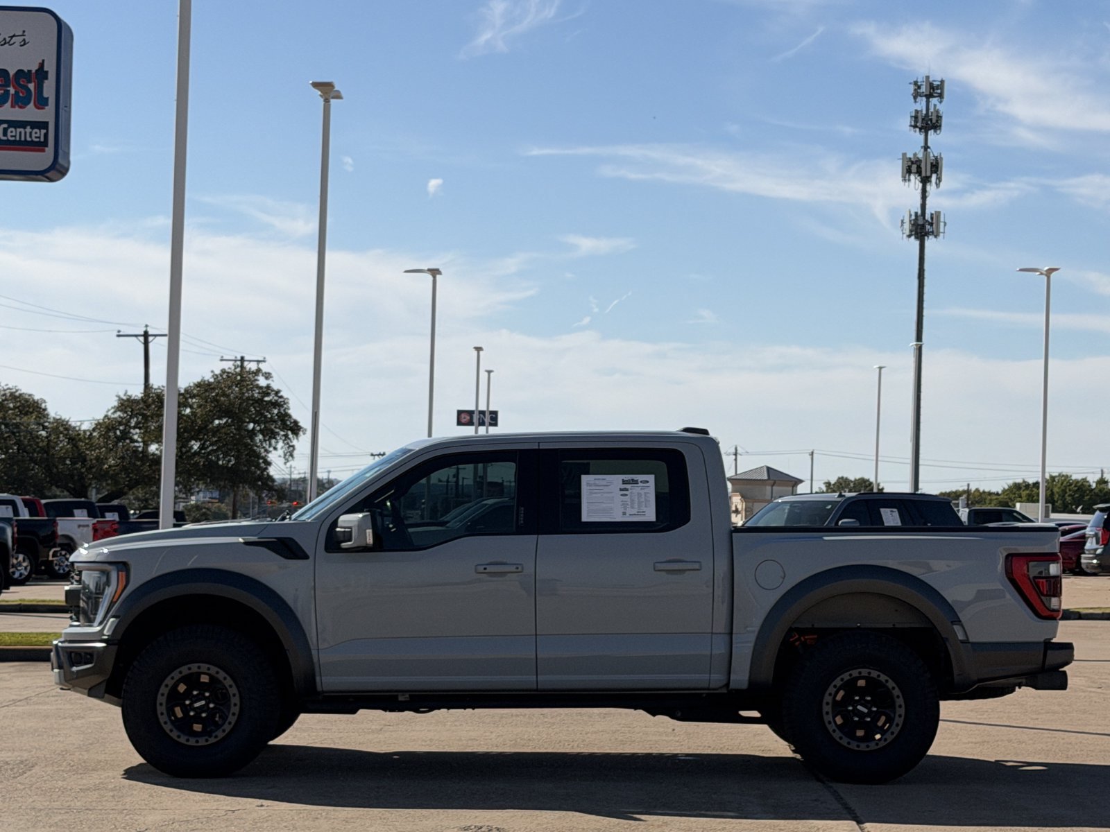 Used 2023 Ford F150 Raptor AWD/4WD image 7