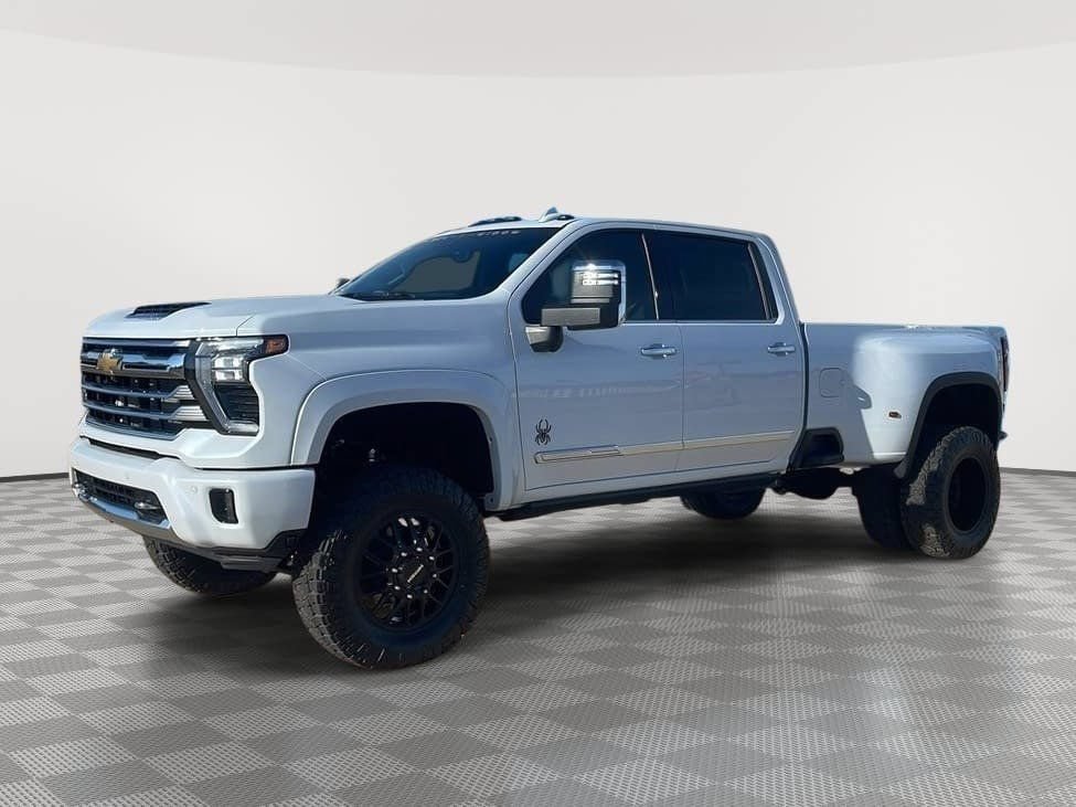 New 2026 Chevrolet Silverado 3500 High Country w/ High Country Premium Package AWD/4WD image 3