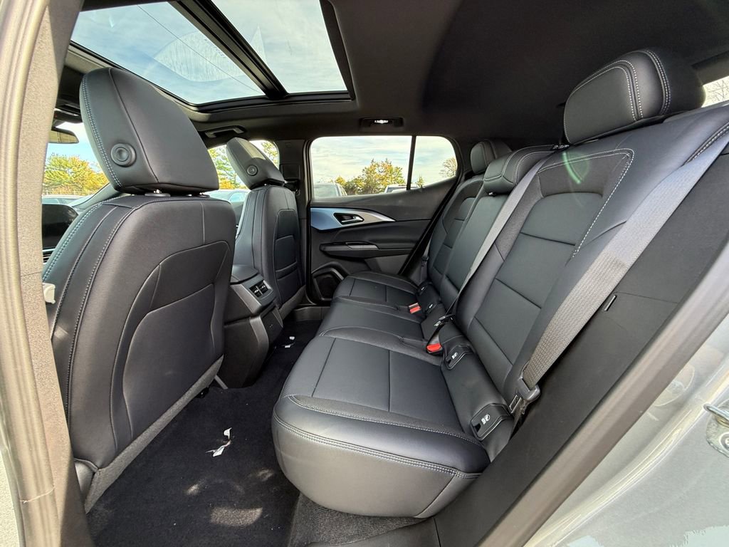 New 2026 Chevrolet Equinox EV LT image 22