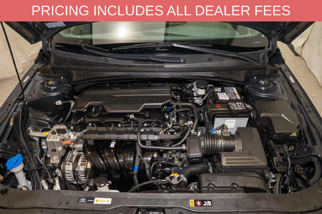 Used 2024 Hyundai Elantra SEL FWD image 18