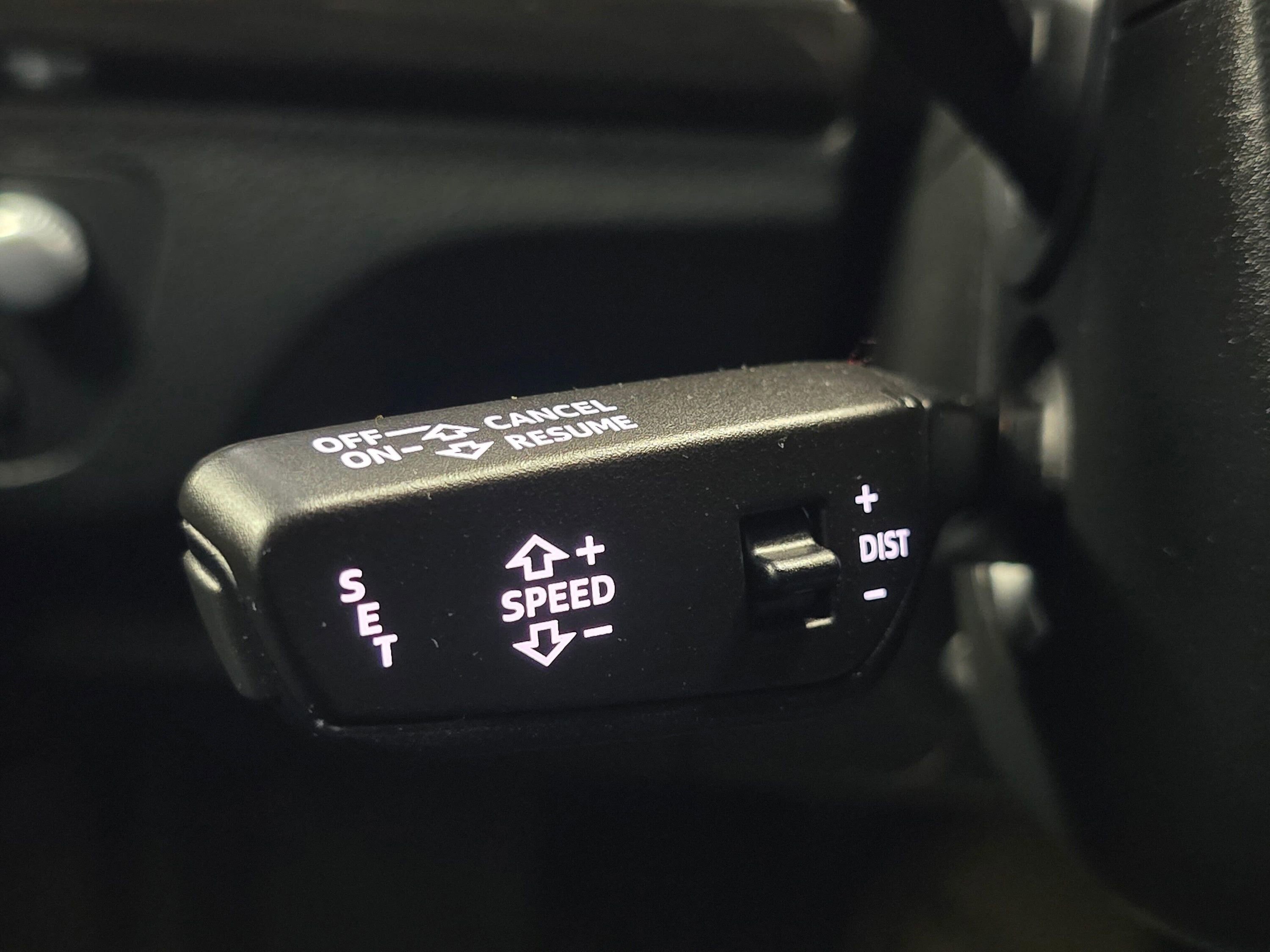 Used 2020 Audi Q5 e Prestige w/ Prestige Package image 44