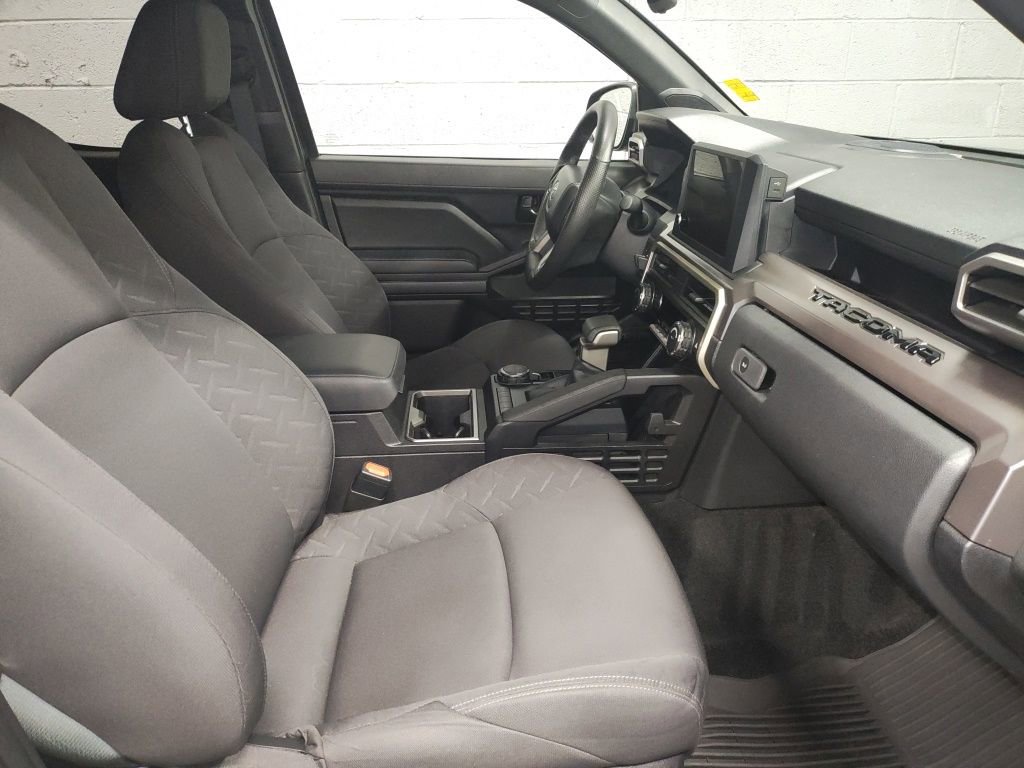 Used 2024 Toyota Tacoma SR5 AWD/4WD image 7