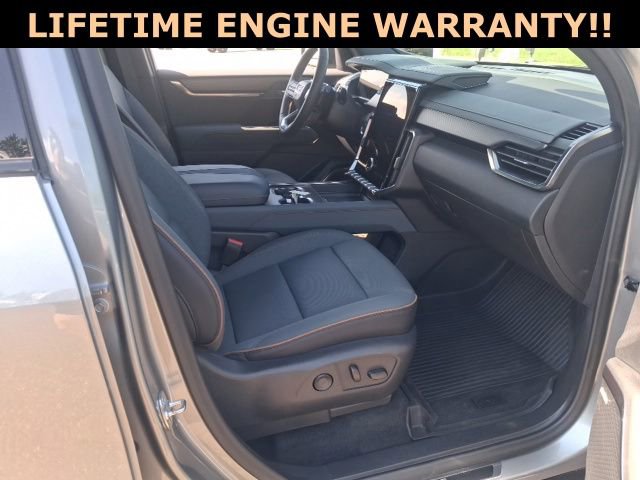 Used 2024 GMC Acadia AT4 w/ LPO, Floor Liner Package image 28