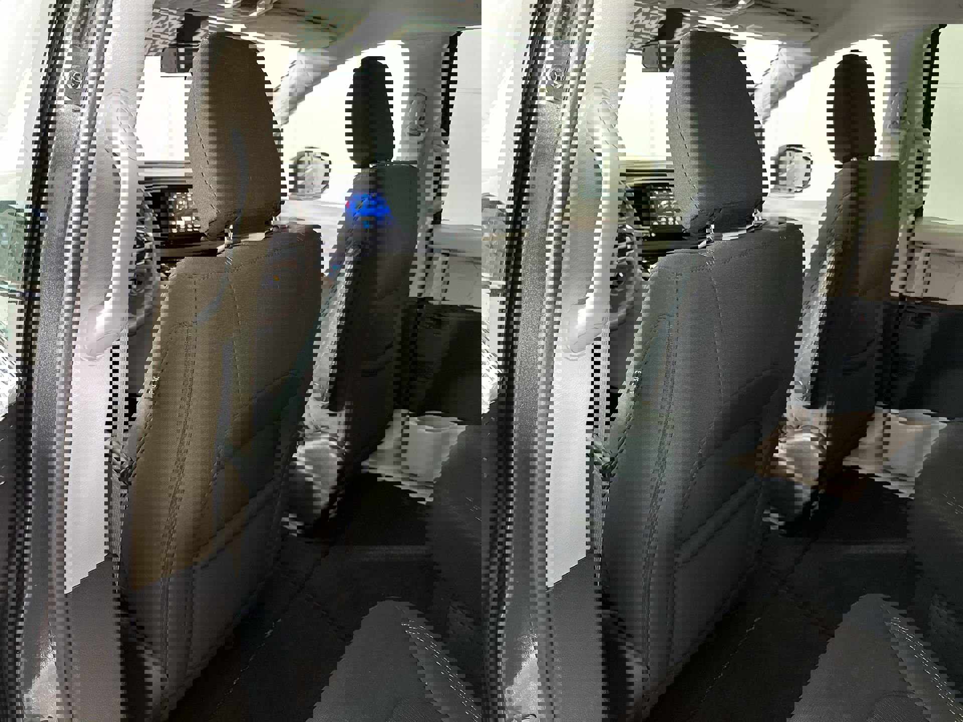 Used 2018 Chrysler Pacifica LX w/ Tire & Wheel Group image 28