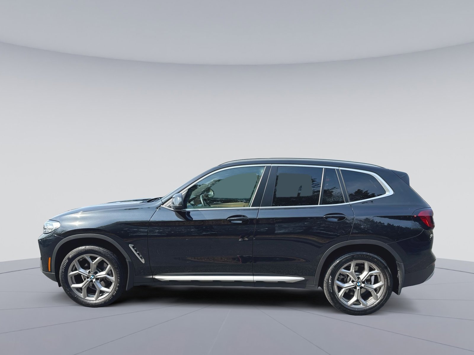 Used 2023 BMW X3 xDrive30i w/ Premium Package image 8