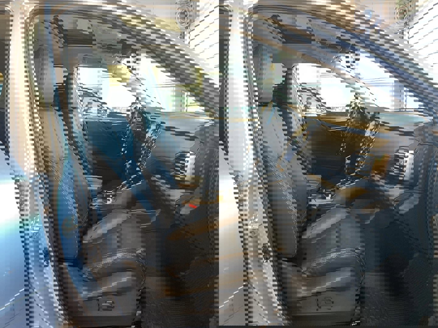 Used 2023 Subaru Outback Limited image 22