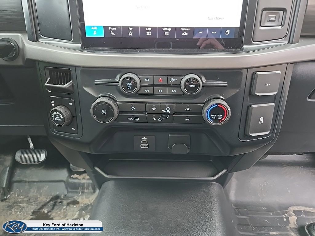 Certified 2025 Ford F150 XL w/ Equipment Group 103A High image 36