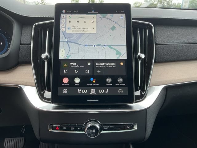 Certified 2025 Volvo XC90 B5 Plus AWD/4WD image 15