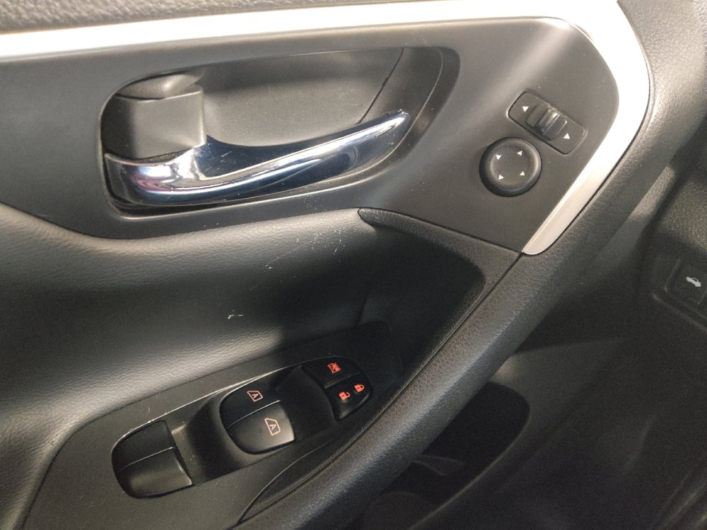 Used 2016 Nissan Altima 2.5 SL w/ Moonroof Package FWD image 27