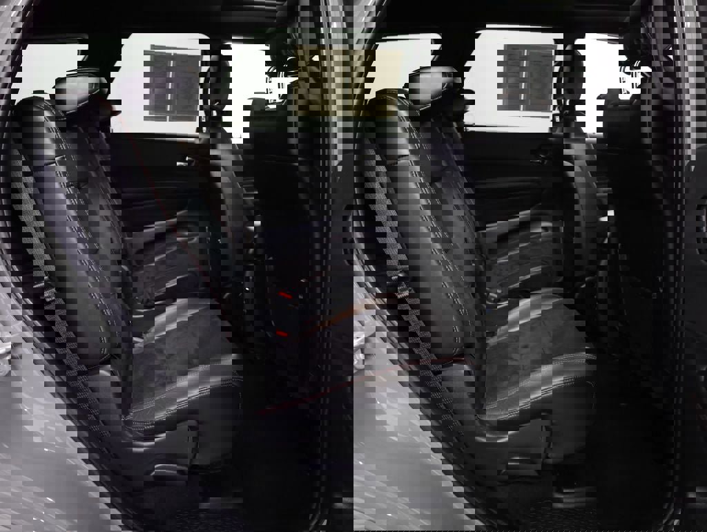 Used 2022 Dodge Durango R/T w/ Trailer Tow Group IV image 32