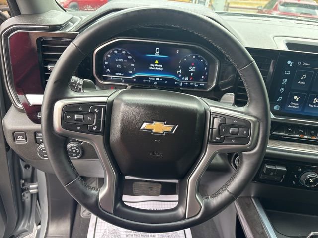 Used 2024 Chevrolet Silverado 1500 LTZ image 30