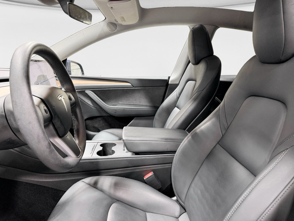 Used 2024 Tesla Model Y Long Range AWD/4WD image 14