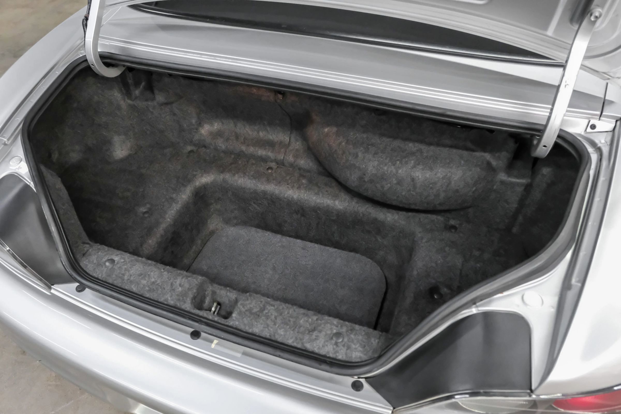 Used 2003 Honda S2000 image 36