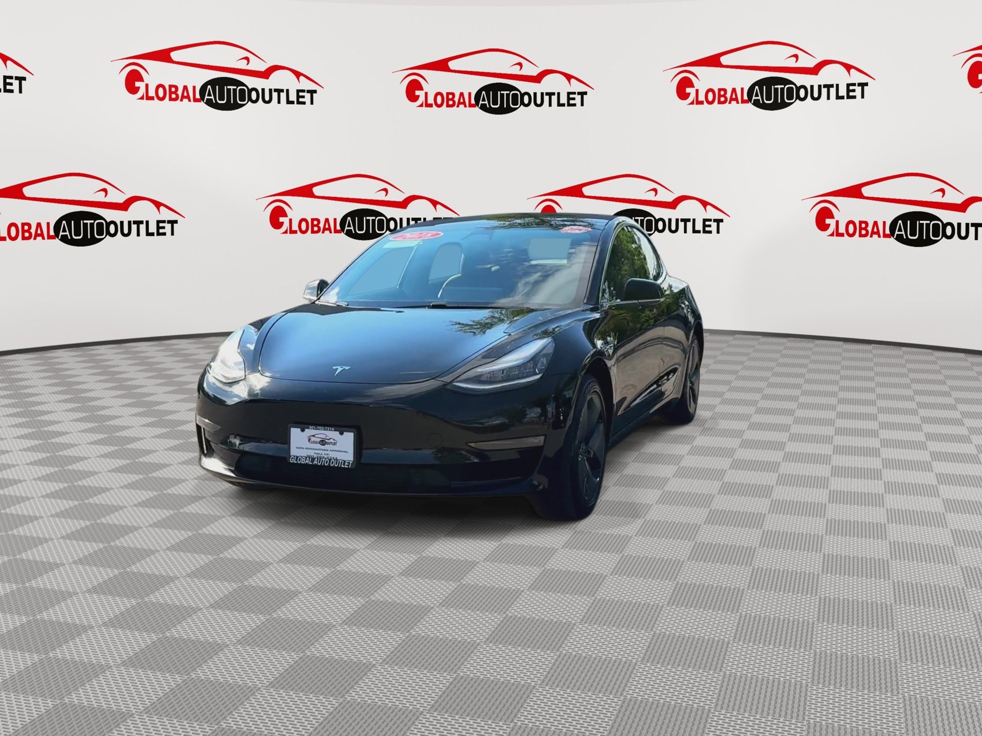 Used 2018 Tesla Model 3 Mid Range RWD image 3
