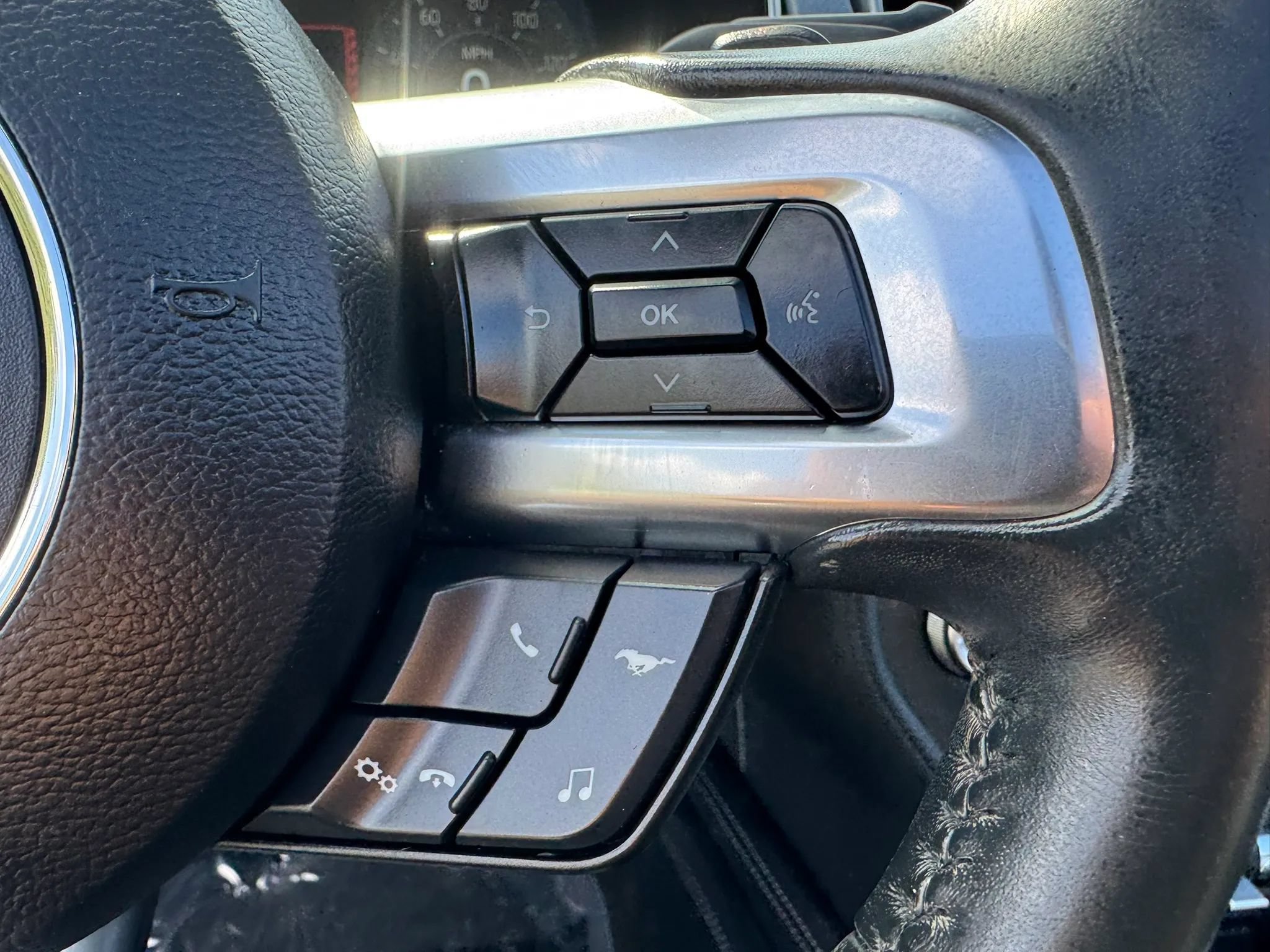 Used 2018 Ford Mustang Premium w/ Equipment Group 201A RWD image 16