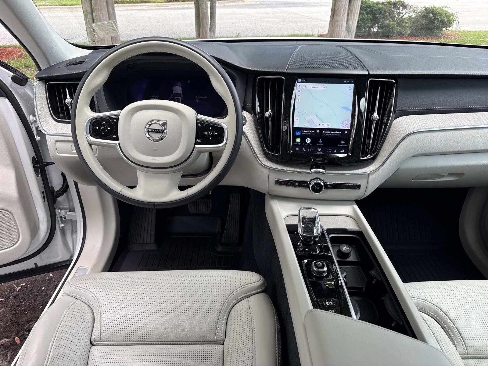 Used 2023 Volvo XC60 T8 Ultimate AWD/4WD image 19