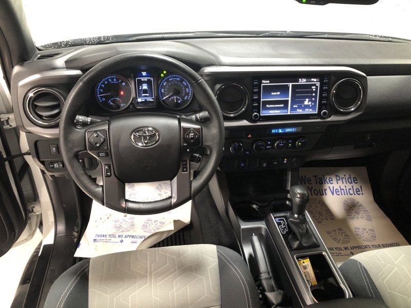 Used 2022 Toyota Tacoma TRD Sport image 31
